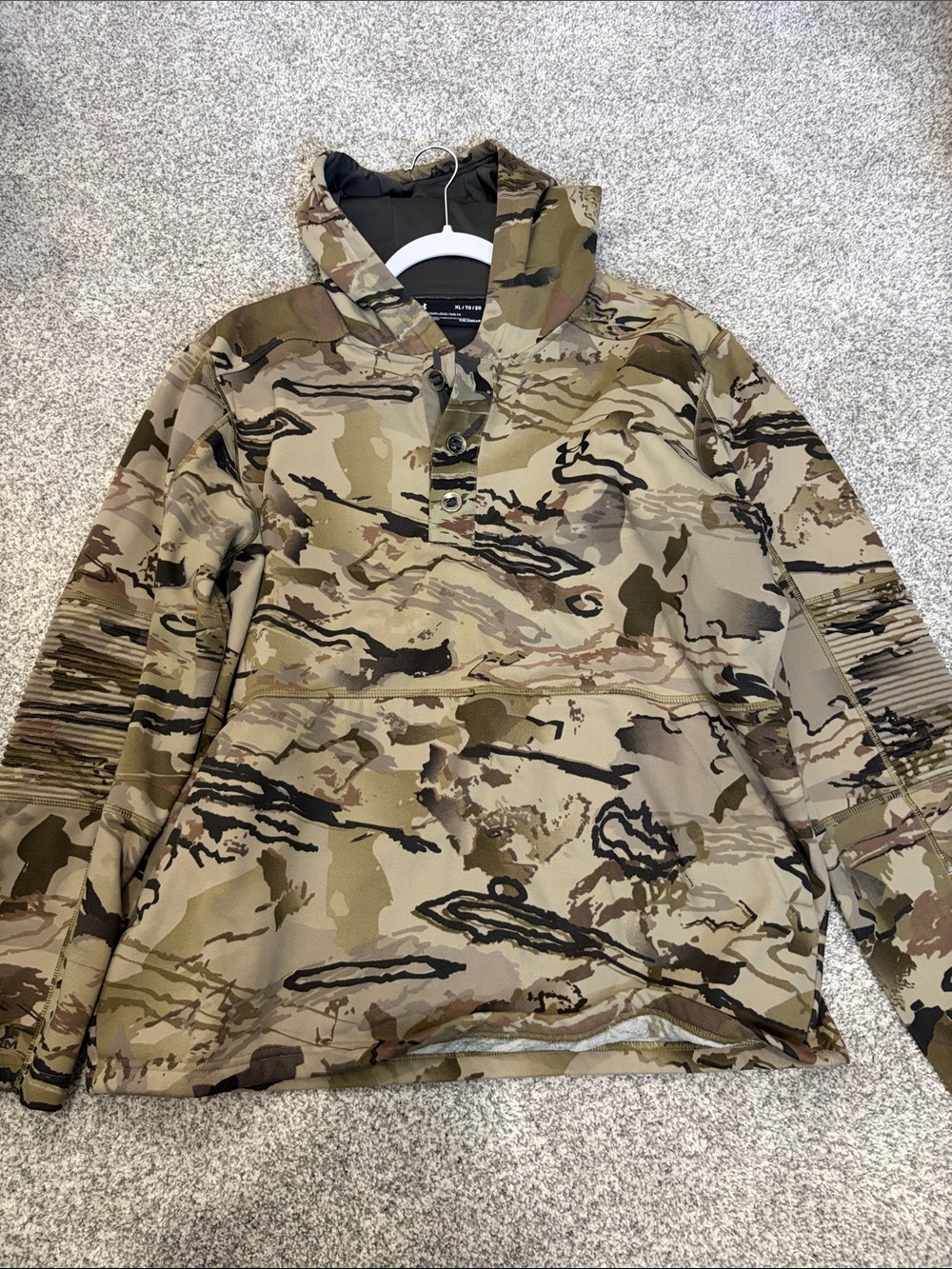 Under Armour Men's Camo Hoodie